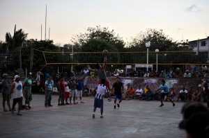 Volleyballturnier der Locals, Galápagos